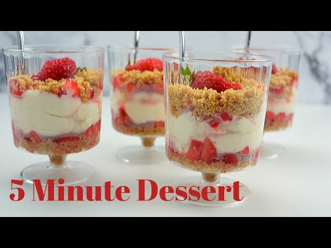 no-bake-strawberry-cheesecake-cups|easy-dessert-in-5-mins