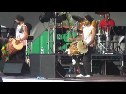 Solfest 2009 (official) - Saturday - Part 3 (The Dhol Foundation)