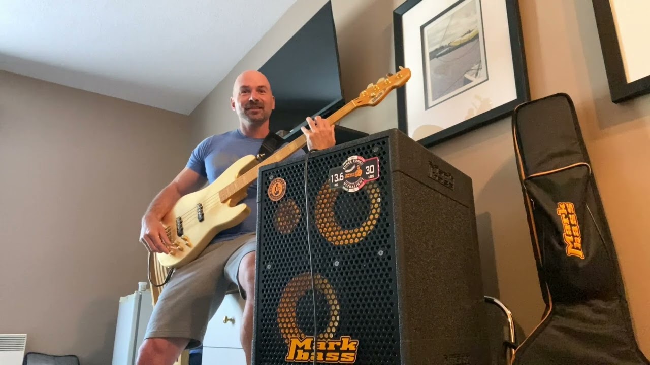 Simon ''ManBass'' Daigle - Sound sample of the NEW MB58R combo from Markbass