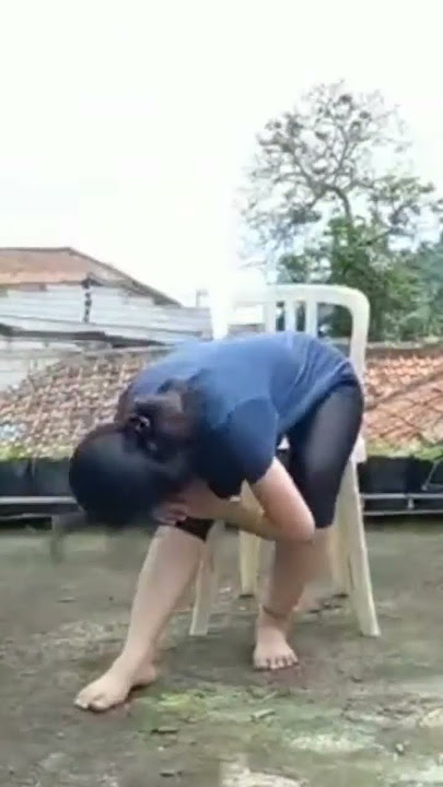 Tiktok - Goyang di kursi(3) #shorts #KurzegastAdlyyin #leggingkilap
