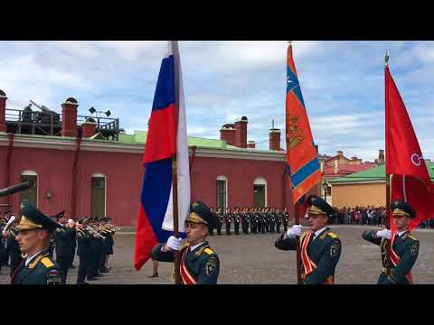 Video: Kde Strávit Noc Zdarma V Petrohradu