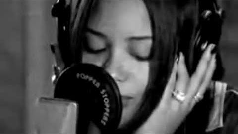 Aaliyah- I Care 4 U (Message to the fans)