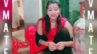 Pyhu bharti ka viral jalwa ll VMate desi beauty ll देसी लड़की घर के काम करने के साथ गाने गाती है