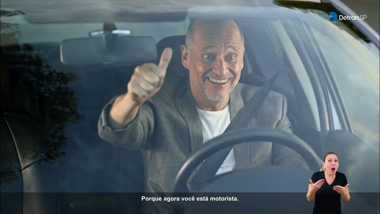 Faixa de pedestre: respeite a sinalização