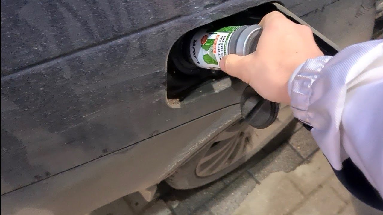 Залил лавр в бак,переобул в зиму и как проверить подсос на машине ☝️ ...