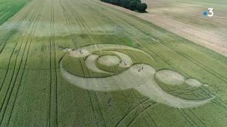 Video thumbnail of "Crop Circle à Sarraltroff"