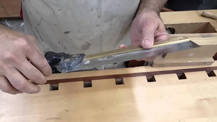Sharpening a Dovetail Saw with Rob Cosman