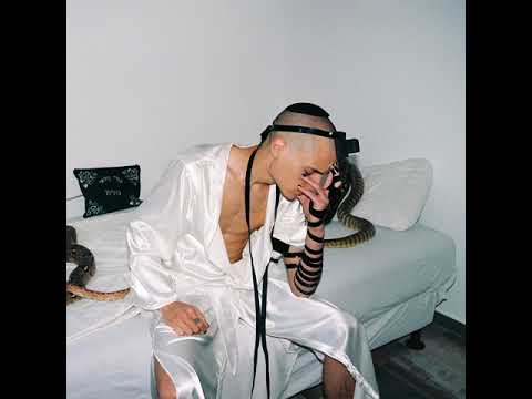 דודו פארוק אווז על הגז Dudu Faruk Sneaky Denis 