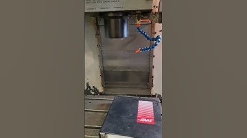 Haas cnc machining centre.