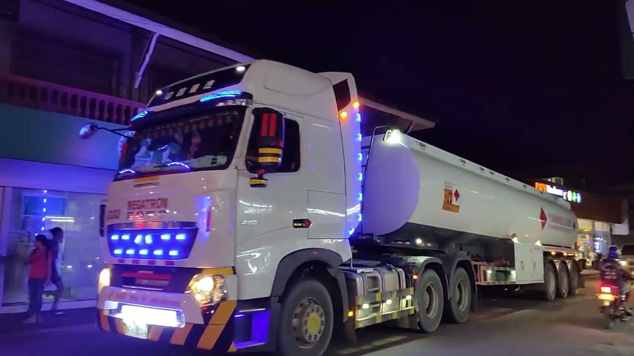 Philippines Truck SPOTTING  IN Gumaca Quezon Province PART 1 @MeMayvlog