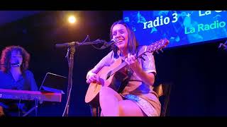 Valeria Castro - La raíz