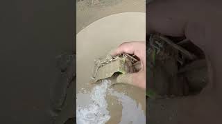 Cleaning a toy ASMR Sastisfying mud #asmr
