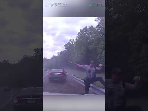 Police officer narrowly escapes high speed crash in Virginia