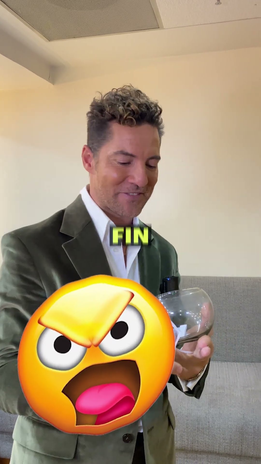 #DavidBisbal comparte EMOTIVOS RECUERDOS que ha vivido en Navidad ?