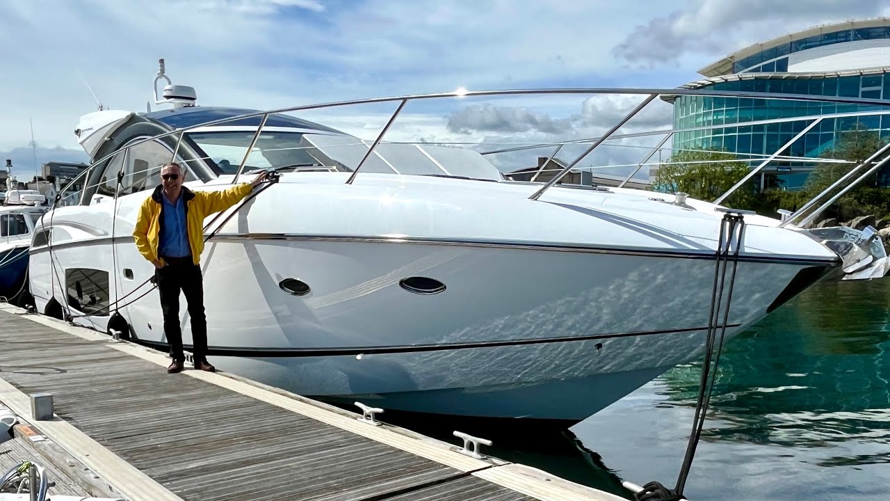 Яхт-тур стоимостью 550 000 фунтов стерлингов: SETAG Sunseeker Portofino 48, 2012 г.