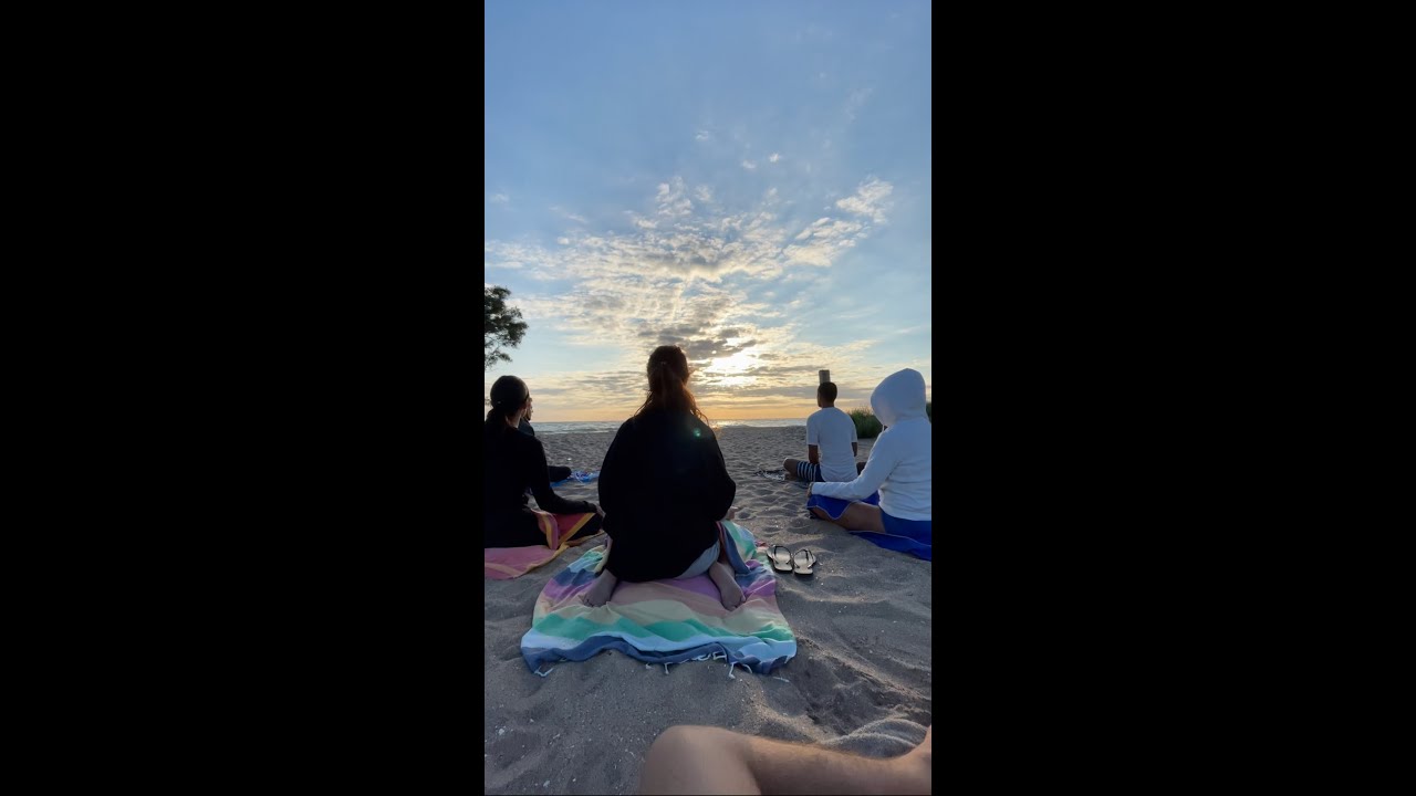 A day in the life of a vegan yoga centre 