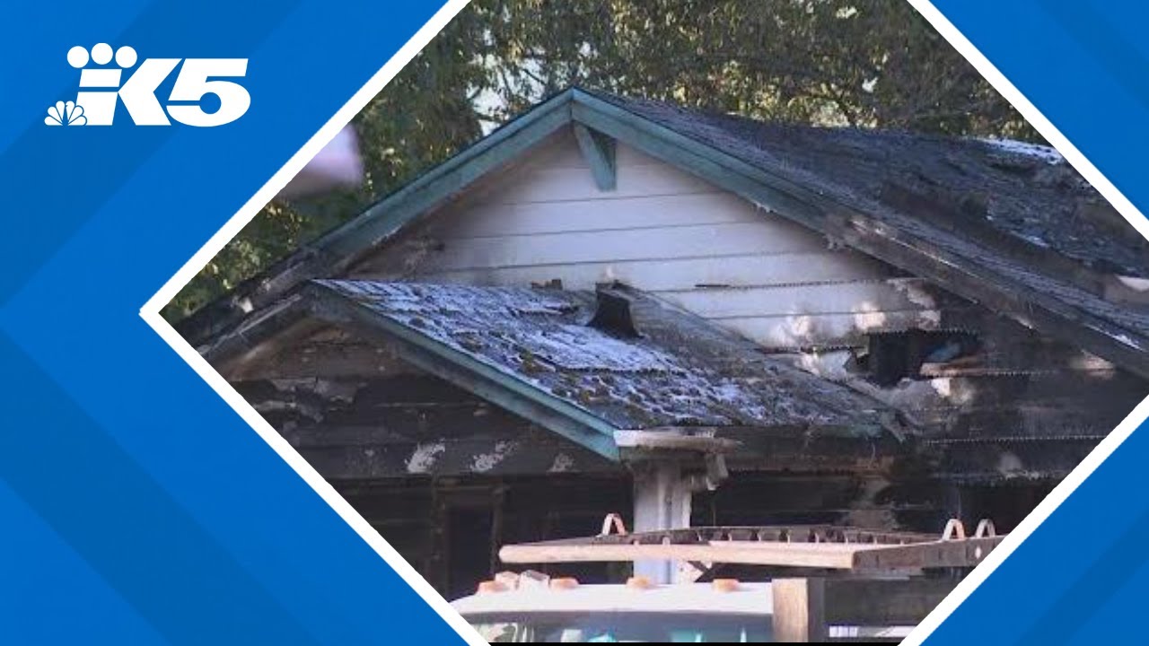 Crews battle fire at vacant Seattle home - YouTube