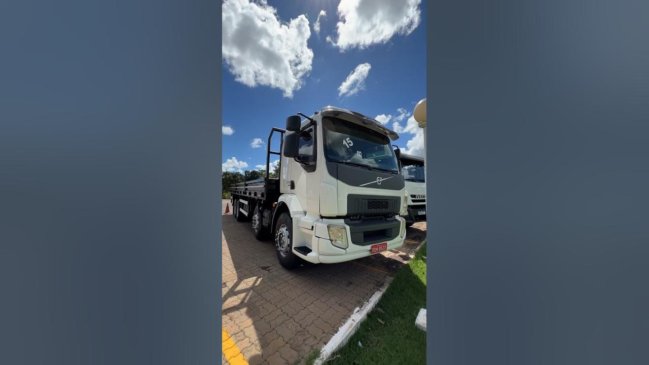 Caminhão Bitruck Volvo VM330 8x2 2015 Grade Baixa À VENDA Caiobá Semi