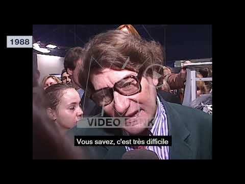 Extrait Archives M6 Video Bank Interview D'yves Saint Laurent À Un Défilé