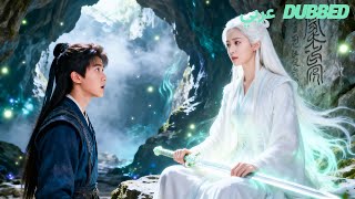 شاب يسقط في كهف فيقابل معلمة روحانية تعلمه قتالًا فتتغير حياته