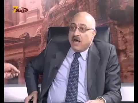 خناقة على الهوا وتحطيم الأستوديو شاكر شاكر مسخرررررره