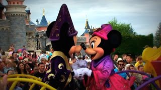 Mickey and Minnie in Time of Love 💖 Disneyland Paris