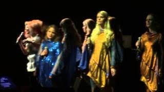 Björk - Pagan Poetry (HD) Live in Paris 2013
