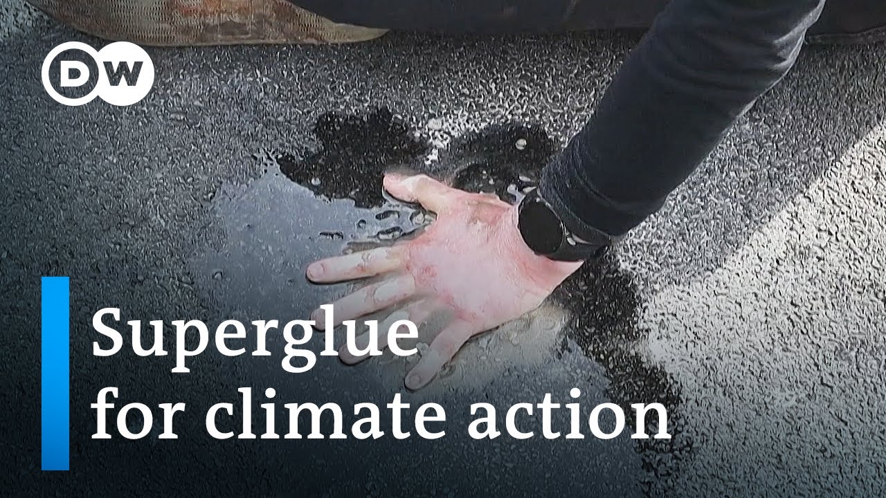 Climate activists superglue themselves to Berlin streets | DW News