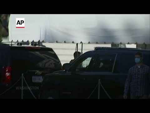 For second straight day, Trump spends day golfing