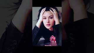 Monica Bellucci Young 🍑/ Cheri Cheri Lady - Modern Talking Resimi