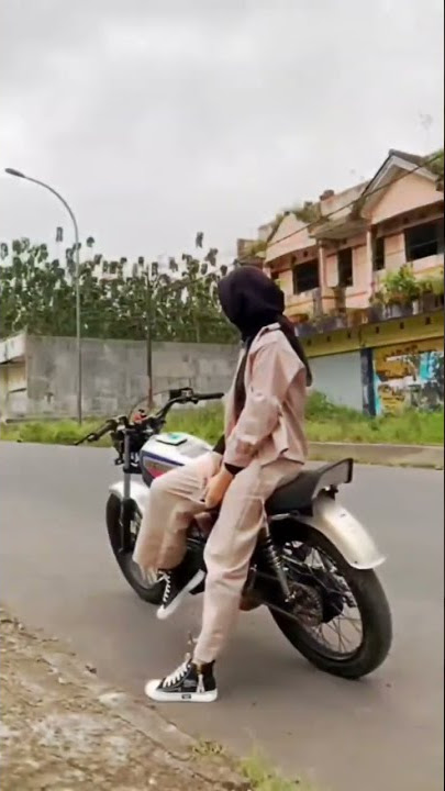 cewek hijab unserr king#rxking #funnyvideo #rxking135cc #cewekcantik #cewekhijab