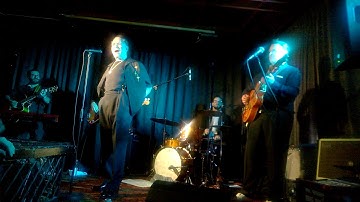 Robert Gordon with Darrel Higham and The Money Makers - Heart Full of Soul