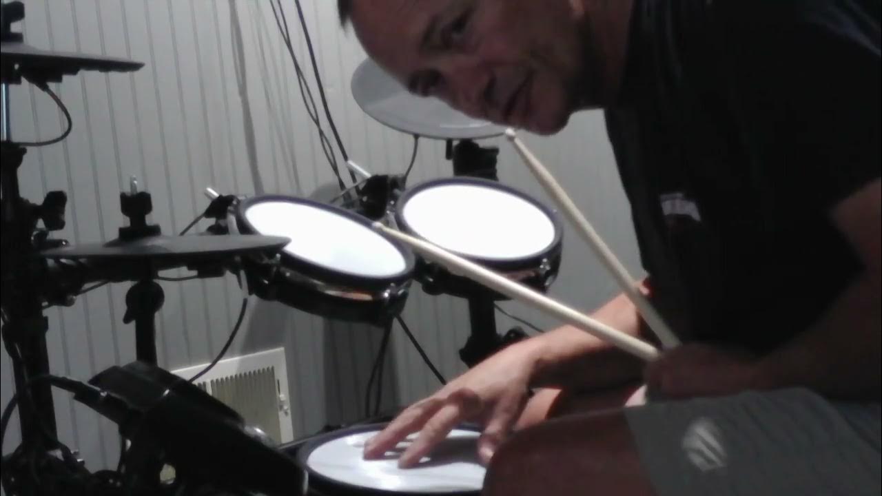 Lyxjam EDM800 Electronic drum set (horrible video) - YouTube