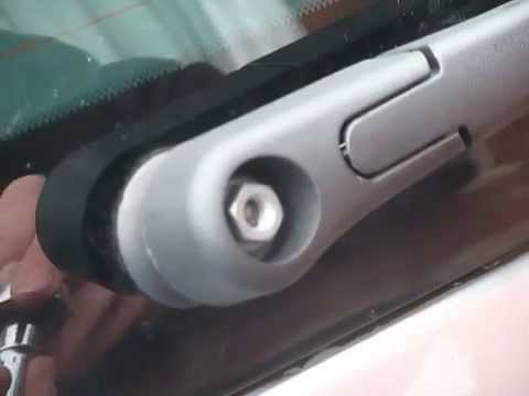 Removal of the rear wiper arm on a Citroen C4 Picasso Grand - YouTube