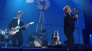 John Mellencamp – Stones in My Passway (Live at Farm Aid 2016)