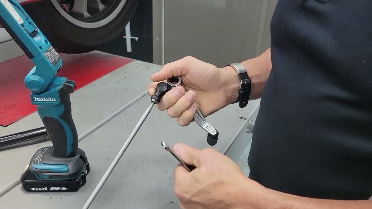 How to Install Traxxion Dynamics' Heel-Toe Shifter for 2018+ 6