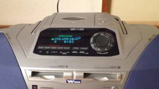 ハードオフで¥800の格安ラジカセ SHARP MD-F20