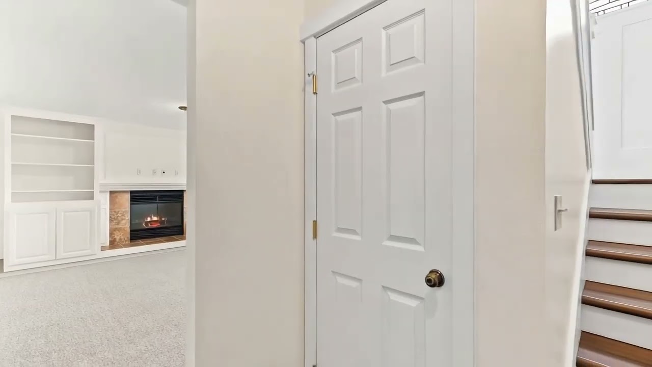 1040 Gilbert Ct, East Wenatchee, WA