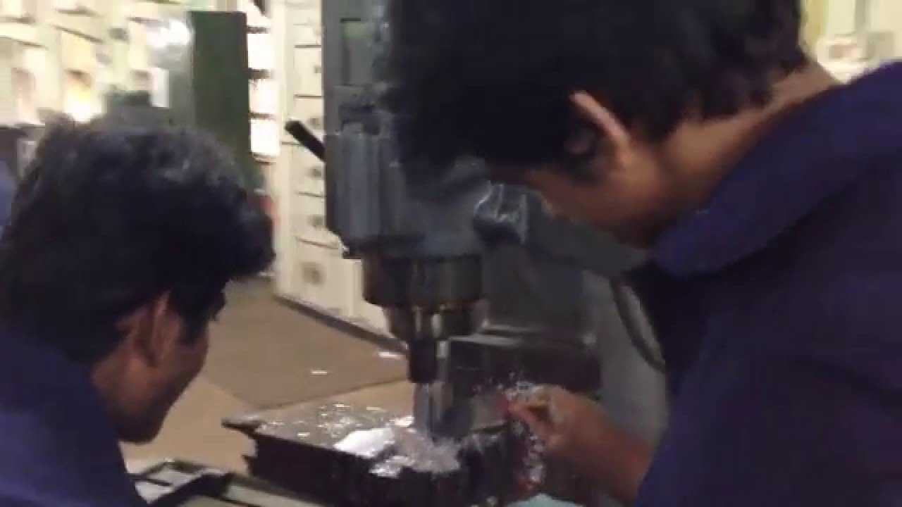 Vertical Milling Machine Working : Engineering Lectures upsc lectureship