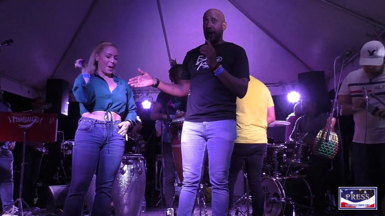 PLENEALO - "Quitame La Mano" Carnaval Restaurant & Bar, Santa Isabel, Puerto Rico