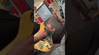 Some meandering blues riffs #guitar #blues #vintage #stratocaster