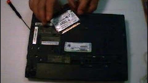 ThinkPad X40 Remove Hard Drive