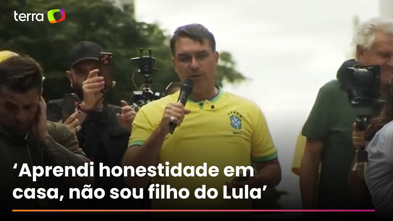 Flávio Bolsonaro ataca Lula, STF e exalta governo do pai em ato na Paulista; veja a íntegra