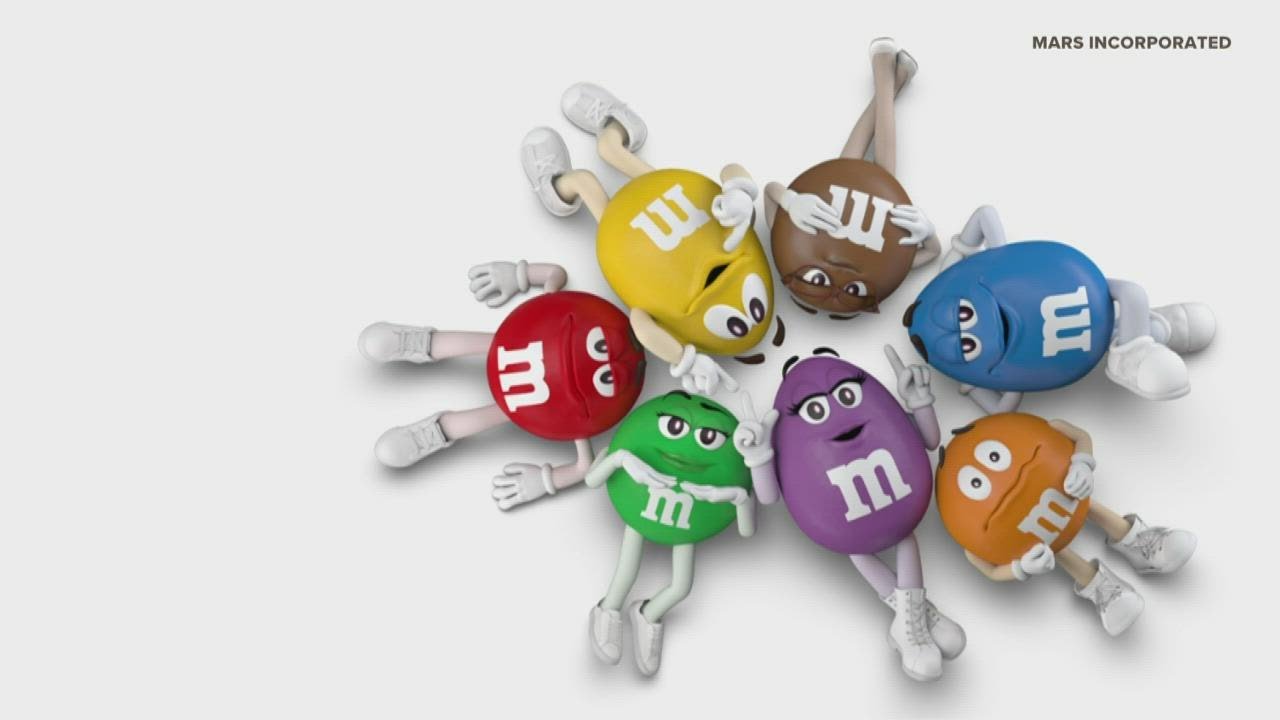 M&Ms introduces first new character in more than a decade: Purple - CBS News