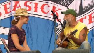 Seasick Steve - Walkin' Man (live Glastonbury)