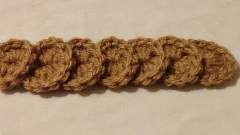 Master the Vertical Crocodile Stitch with this Tutorial