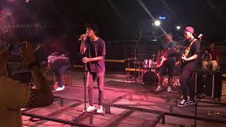 The Lawra - Penyendiri (live at Jiwa Rooftop)
