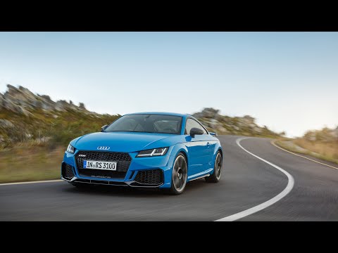 2020-audi-tt-rs-coupé---interior---exterior---driving-footage!!