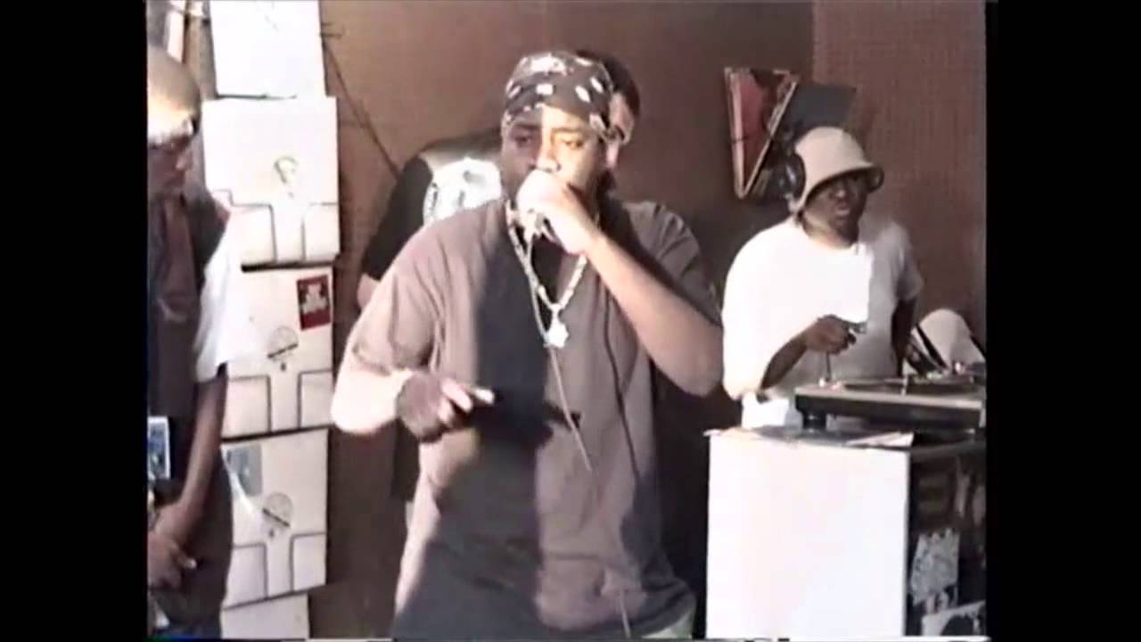 Lord Finesse @ Fat Beats NYC Aug 1996 - YouTube