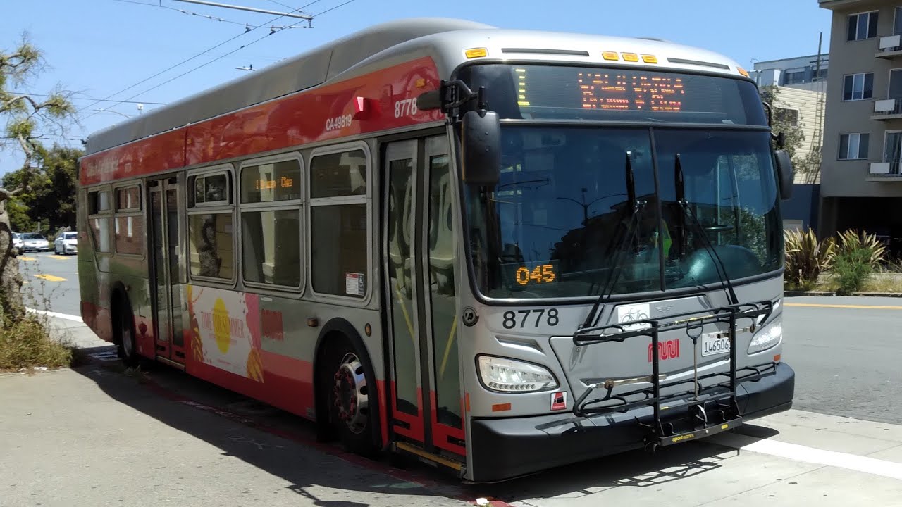 SF Muni 2017 New Flyer XDE40 